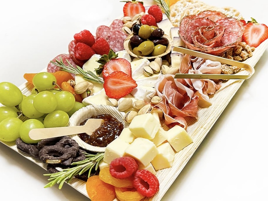 Charcuterie Board Miami - Medium